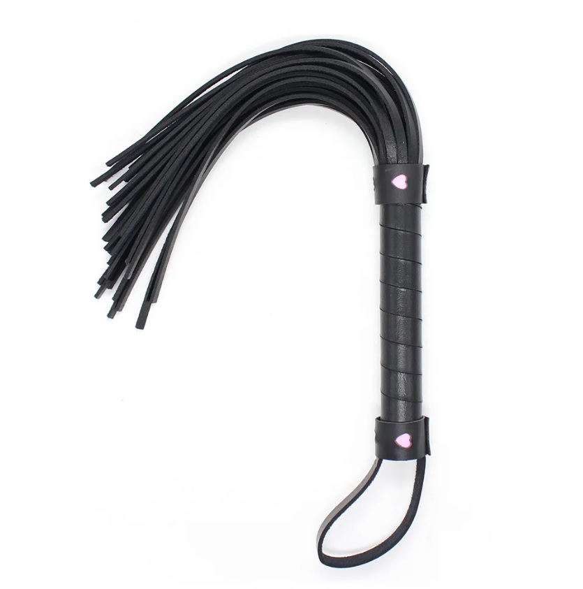 flohher-s-rozovym-serdtsem-flogger-black-with-pink-heart-24438031657582_-2e9ef35ed6