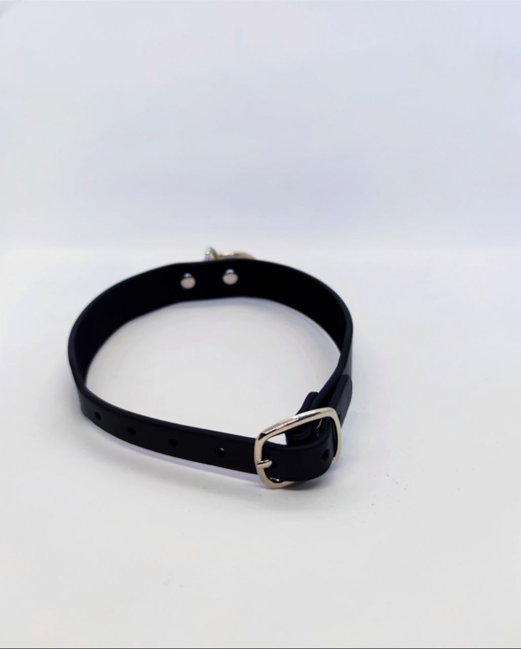 osheinyk-s-kltsom-collar-black-with-ring-16668016574601_-765f87dbfc