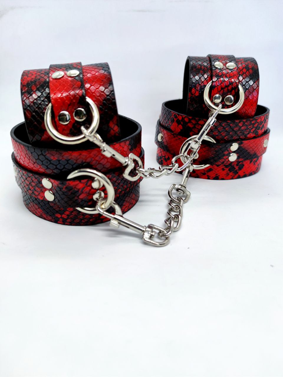systema-fyksatsyy-ds-fetish-ankle-and-hand-cuff-black-red-89457560895020_-ea8cebb151